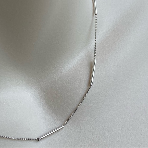 Accents by Hallmark Dainty Silver Bar Chain neutral minimalist - Picture 2 of 3